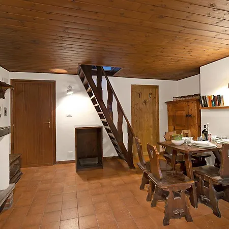 La Fontaine In Out - Happy Apartamento