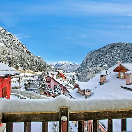 La Fontaine In Out - Happy Apartamento Claviere