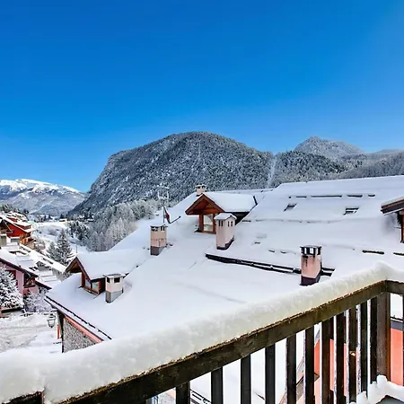 La Fontaine In Out - Happy *