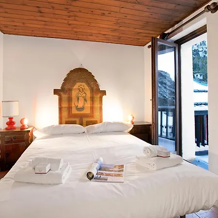 La Fontaine In Out - Happy Apartamento *